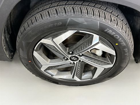 Used 2024 Hyundai Tucson Limited AWD/4WD image 11