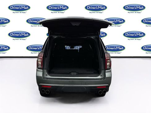 Used 2023 Chevrolet Suburban Premier image 26