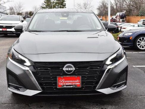 Certified 2025 Nissan Altima 2.5 SV image 4