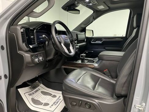 Used 2024 GMC Sierra 1500 Elevation w/ Elevation Premium Package AWD/4WD image 20