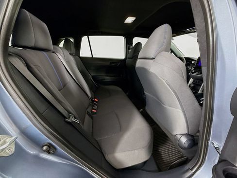 Used 2023 Toyota Corolla Cross AWD Hybrid w/ Moonroof Package image 28