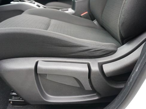 Used 2019 Nissan Rogue Sport S image 22