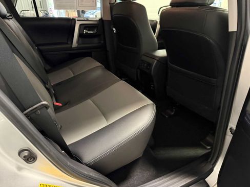 Used 2019 Toyota 4Runner SR5 Premium AWD/4WD image 26