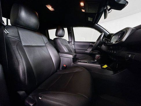 Certified 2023 Toyota Tacoma TRD Sport image 26