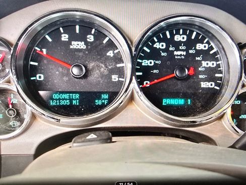 Used 2014 GMC Sierra 2500 SLE w/ SLE Preferred Package image 5