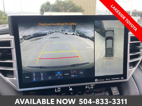Used 2023 Toyota Tundra Platinum AWD/4WD image 37