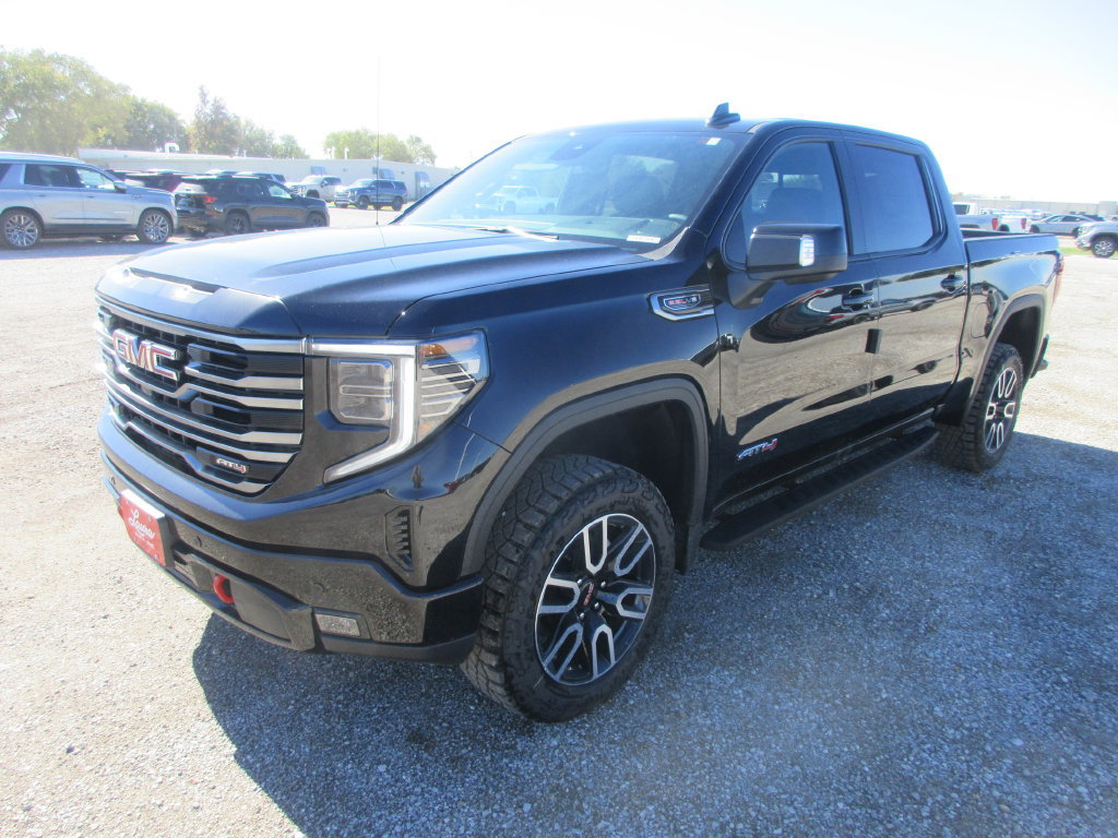 New 2026 GMC Sierra 1500 AT4 w/ AT4 Premium Package AWD/4WD image 10