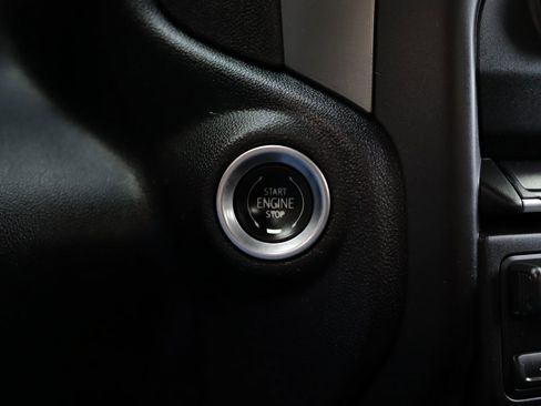 Used 2024 Chevrolet Silverado 2500 Custom w/ Custom Value Package image 18