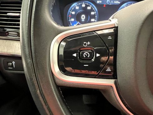 Used 2022 Volvo XC90 T6 Inscription w/ Advanced Package image 26