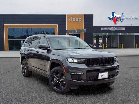 New 2025 Jeep Grand Cherokee L Limited image 1