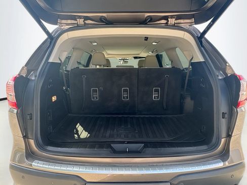 Used 2021 Subaru Ascent Limited w/ Technology Package AWD/4WD image 32