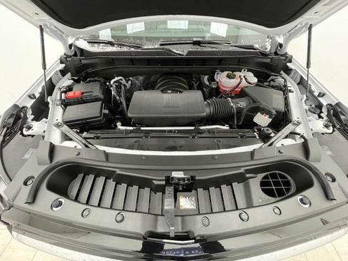 New 2026 Chevrolet Suburban LS image 15