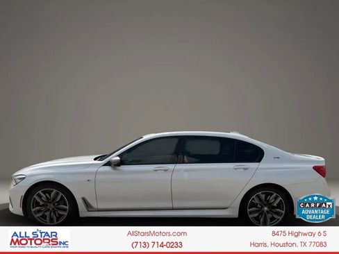 Used 2018 BMW M760i xDrive AWD/4WD image 7