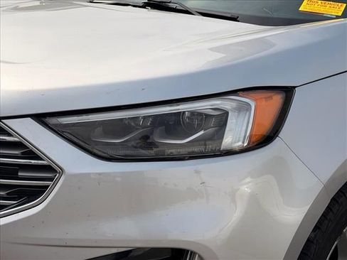 Used 2019 Ford Edge Titanium w/ Equipment Group 301A AWD/4WD image 5