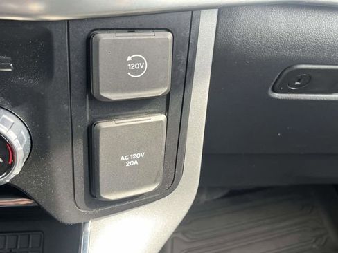 Used 2023 Ford F150 Lariat w/ Equipment Group 502A High image 26