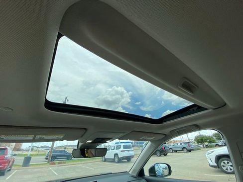 Used 2024 Honda CR-V EX-L image 18