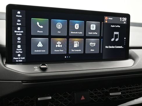 Used 2025 Honda Accord Sport image 3