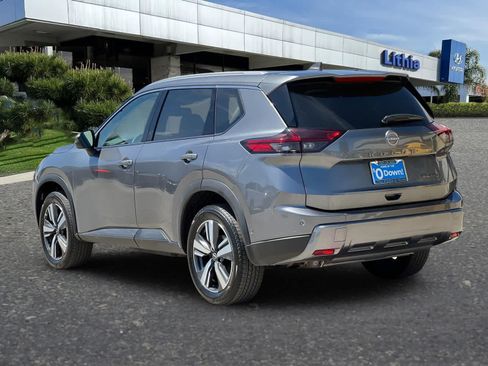 Used 2026 Nissan Rogue SL AWD/4WD image 7