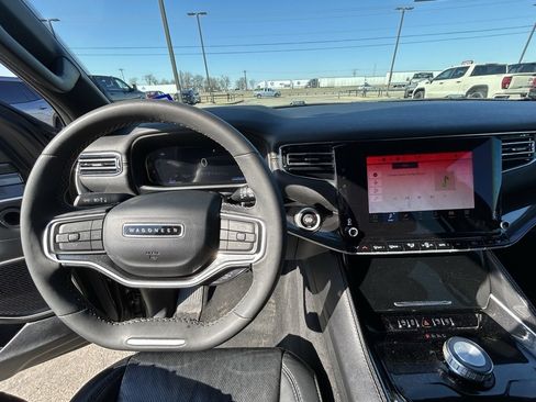 Used 2022 Jeep Wagoneer Series I image 9