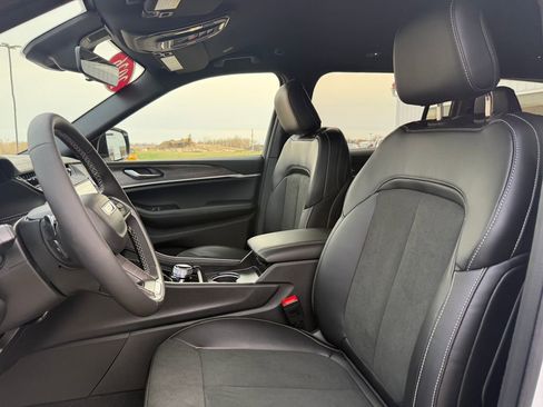 New 2026 Jeep Grand Cherokee L 4WD image 23