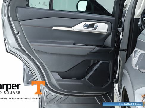 Used 2025 Ford Explorer Active image 56