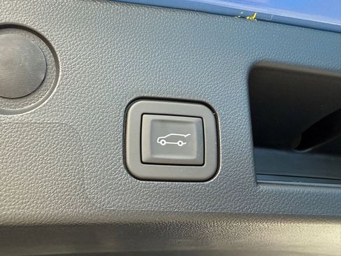 New 2026 Chevrolet Equinox RS w/ LPO, Floor Liner Package image 37