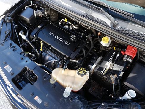 Used 2017 Chevrolet Sonic LT image 47