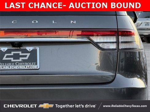 Used 2020 Lincoln Aviator Reserve w/ Equipment Group 201A image 9