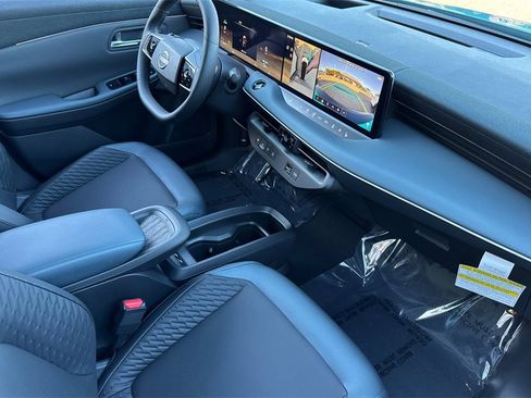 New 2026 Nissan Leaf Platinum+ image 12