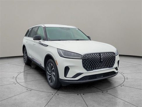 New 2026 Lincoln Aviator AWD image 12