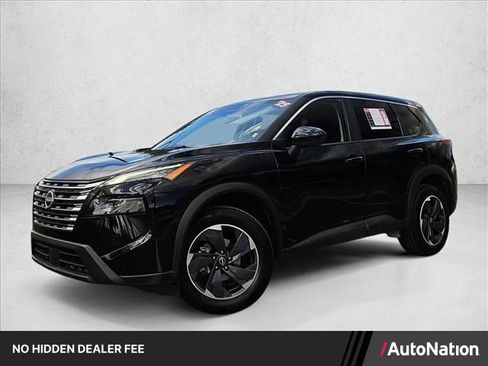 Used 2025 Nissan Rogue SV FWD image 1