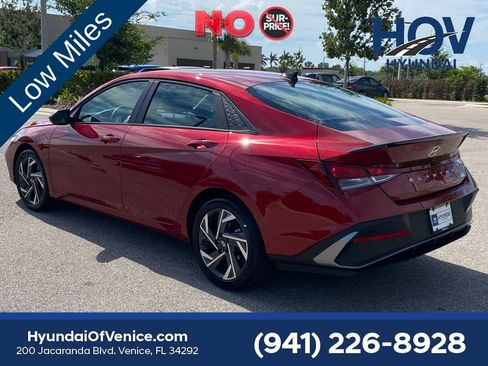 Certified 2025 Hyundai Elantra Sport FWD image 7