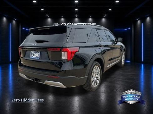 New 2026 Ford Explorer Platinum RWD image 7