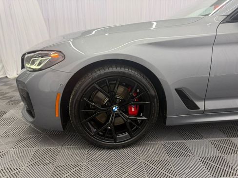Used 2023 BMW 530i xDrive w/ M Sport Package AWD/4WD image 11