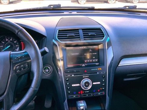 Used 2016 Ford Explorer Sport w/ Equipment Group 401A image 5