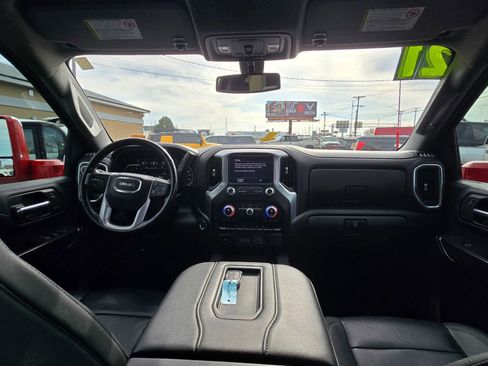 Used 2021 GMC Sierra 3500 SLT w/ SLT Convenience Package image 14