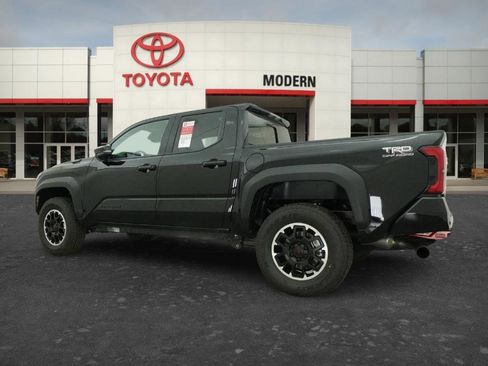 New 2026 Toyota Tacoma TRD Off-Road AWD/4WD image 6