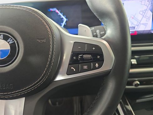 Certified 2023 BMW X7 xDrive40i w/ Executive Package image 19