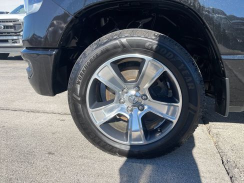 Used 2020 RAM 1500 Sport image 30