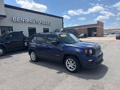 Used 2019 Jeep Renegade Sport w/ Sport Appearance Group FWD image 4