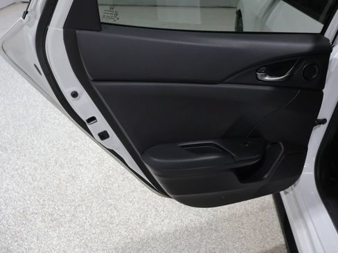 Used 2020 Honda Civic Sport image 19