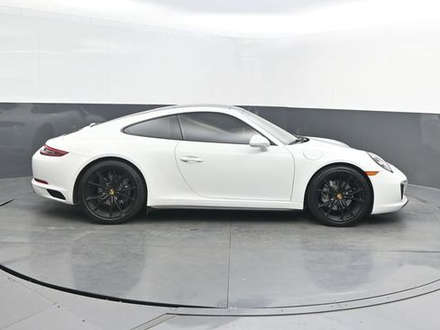 Certified 2018 Porsche 911 Carrera 4 image 8