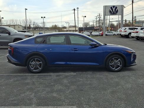 Used 2025 Kia K4 LXS image 7