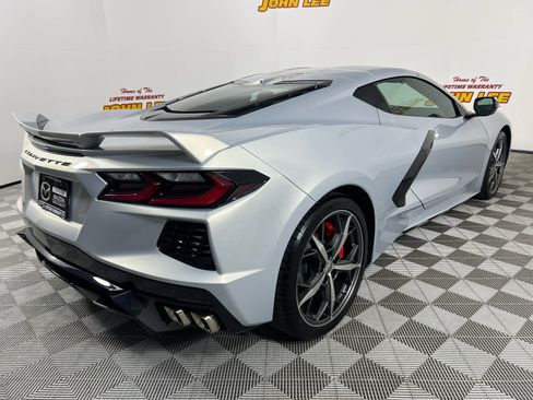 Used 2021 Chevrolet Corvette Stingray Preferred Cpe w/ Z51 Performance Package RWD image 8