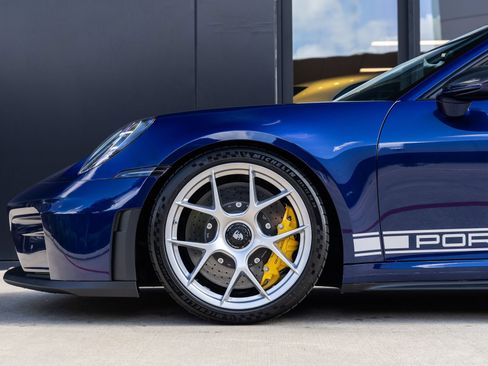 Certified 2026 Porsche 911 GT3 RWD image 15