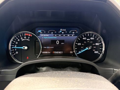 Used 2019 Ford F250 Lariat w/ Lariat Ultimate Package image 4