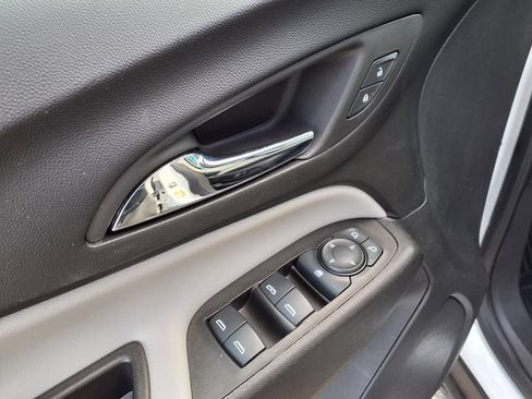 Used 2024 Chevrolet Equinox LS w/ LS Convenience Package FWD image 53
