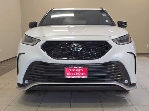 Used 2023 Toyota Highlander XSE AWD/4WD image 6