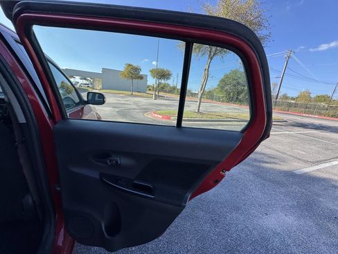 Used 2008 Scion xD image 21