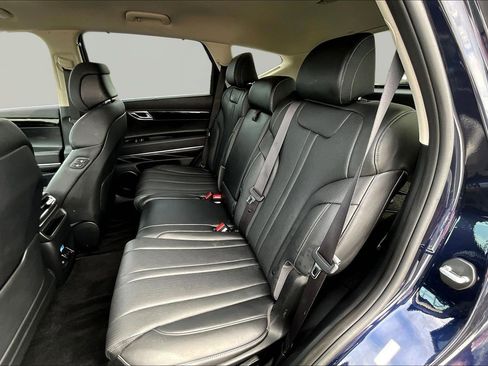 Used 2025 Genesis GV80 2.5T AWD/4WD image 22